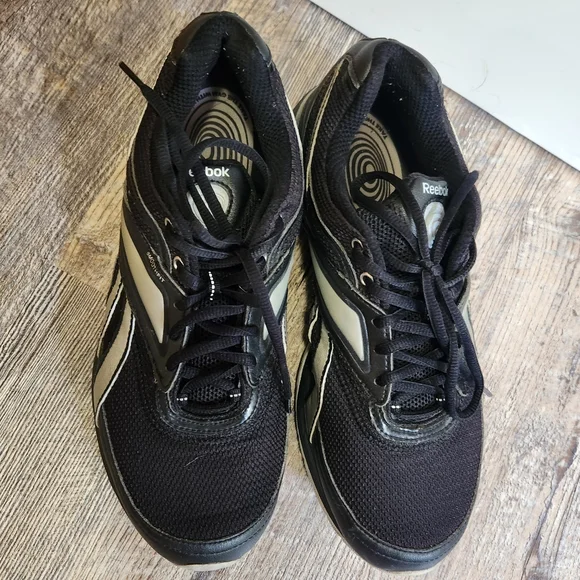 Reebok Womens Size 10 Athletic Sneakers Black Easytone Smooth fit - Picture 8 of 12